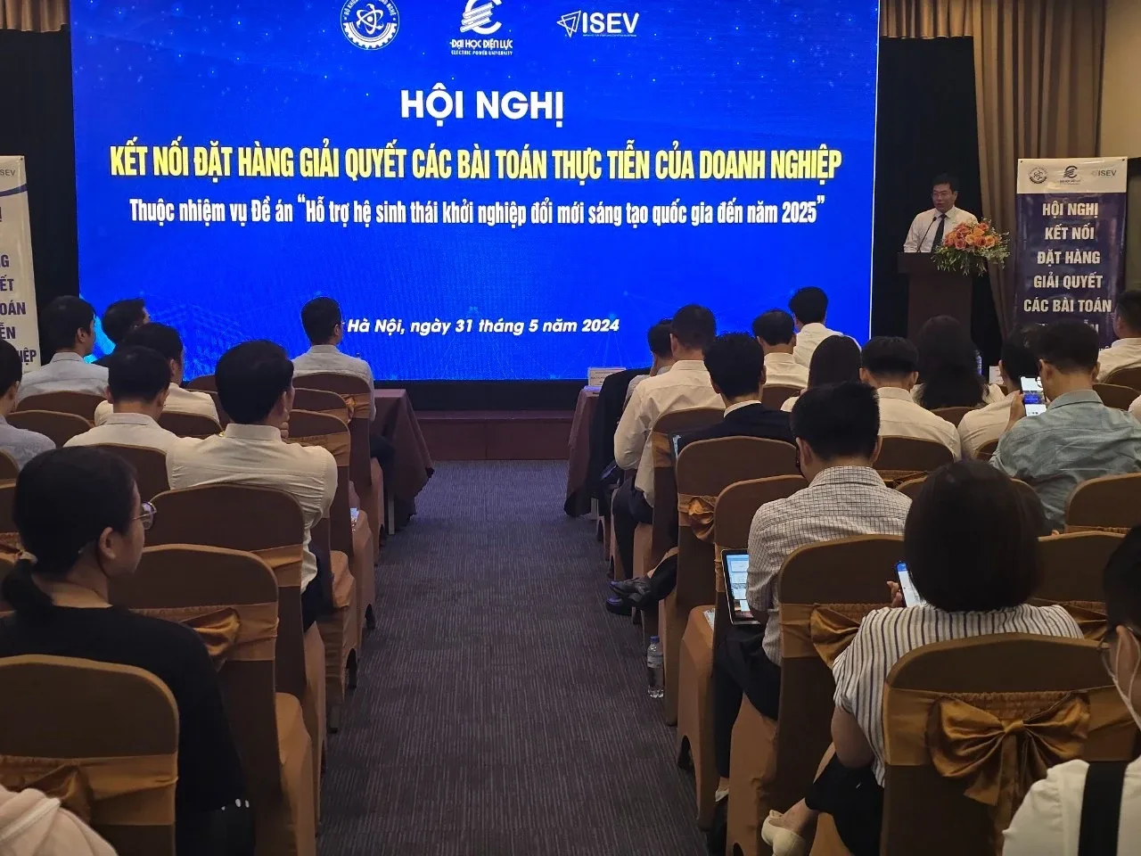 KẾT NỐI ĐẶT HÀNG GIẢI QUYẾT BÀI TOÁN THỰC TIỄN CỦA DOANH NGHIỆP NHẰM THÚC ĐẨY ĐỔI MỚI SÁNG TẠO MỞ KẾT NỐI ĐẶT HÀNG GIẢI QUYẾT BÀI TOÁN THỰC TIỄN CỦA DOANH NGHIỆP NHẰM THÚC ĐẨY ĐỔI MỚI SÁNG TẠO MỞ